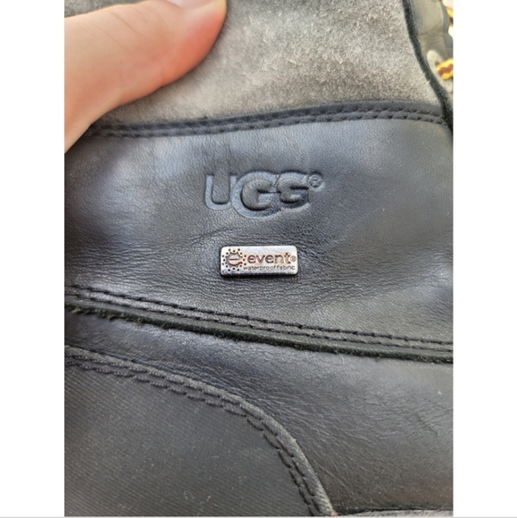 Ugg Adirondack waterproof boots - Picture 13 of 15